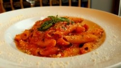Penne al pomodoro image