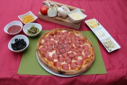 Pizza Salami image
