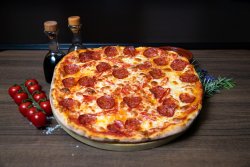 1+1 GRATUIT: Pizza Diavola picanta image