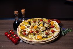 Pizza Pesto si seminte de pin image