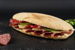 Sandwich cu salam image