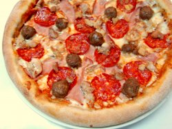 Pizza Carnivora  image
