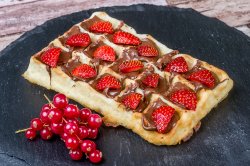 Strawberry - Nutella Waffle image