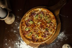 Pizza Diavola image
