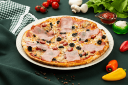 Pizza Ardelenească Single image