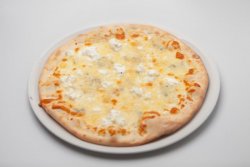 Pizza Cinque Formaggi mică image