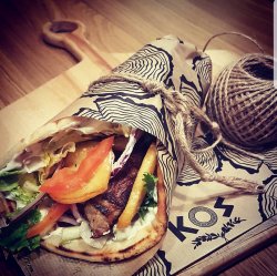Pita Souvlaki porc image