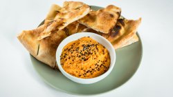 HUMMUS DE NAUT image