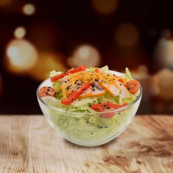 Salată cu Pui image