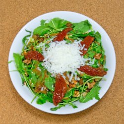 Salată de rucola cu Kefalotiri image