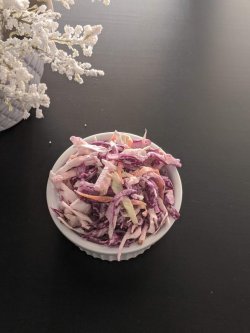 Salată coleslaw image