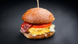 Baconais Crispy Burger + cartofi prăjiți steakhouse image