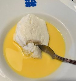 Amintiri din copilărie...lapte de pasare. image