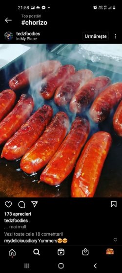 Spanish tapas dish ...chorizo a la plancha cu cartofi prăjiți în ulei de rapiță și oua gatite în unt clarifiat. image