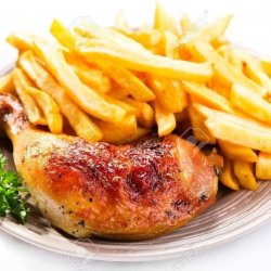 Pulpa de pui proaspătă marinată în vin alb cu piper zdrobit din Jamaica ,koaptă la jar în cuptorul JOSPER..PLINA DE GUST.. cu cartofi prăjiți și sos de usturoi artizanal image