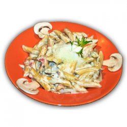Penne con Prosciutto e Funghi image