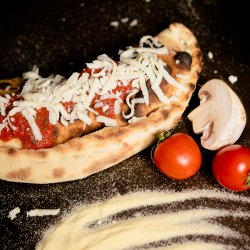 Calzone image