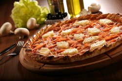 Pizza salam picant & gorgonzola image