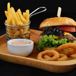 20% reducere: Pub`s burger image