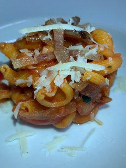 Maccheroncini all’amatriciana image