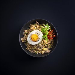 Orez Prăjit cu Vită, Ou și Lemongrass / Beef & Lemongrass Fried Rice, Egg image