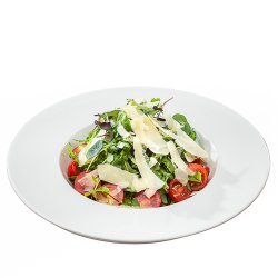 Salată de rucola cu roșii cherry și parmezan/Rocket salad with cherry tomatoes and parmesan image