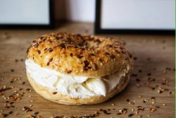 Cream cheese bagel image