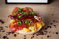 ! Recomandare - Bacon, egg, cheese, and jalapeño image