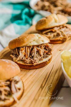 Pulled porc cu cartofi Fry’N Dip și sos tartar/ Pulled pork with Fry’N Dip potatoes and tartar sauce image