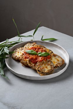 Parmigiana cu vinete și mozzarella image