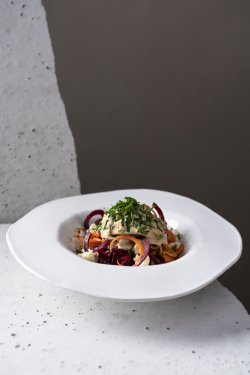 Spaghette raw vegane cu tocăniță image