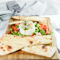 Burrata snack image