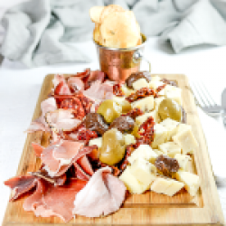 Cheese board&pastrami image