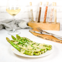 Grilled asparagus,parsley&parmesan image