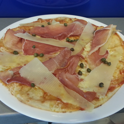 Pizza Prosciutto Crudo image
