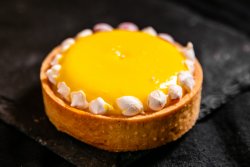 Tarta cu Lamaie si bezea image