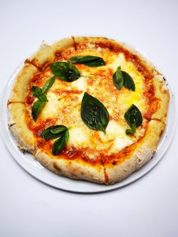 Pizza Bufala image