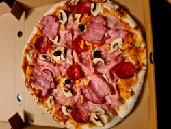Pizza Bilbao ( specialitatea casei ) image