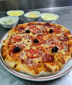 Pizza Flamingo image