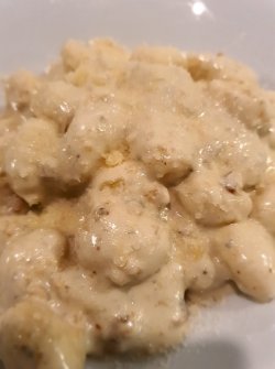 Gnocchi gorgonzola e noci image