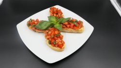 Bruschette al pomodoro image