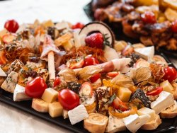 Platou aperitiv rece image