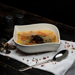Supă asiatică mică image