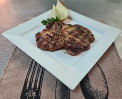 Ceafă de porc la grătar image