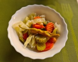 Salată de murături asortate image