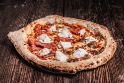 Pizza Trio e Bufala image