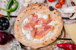 PIZZA PROSCIUTO CRUDO image