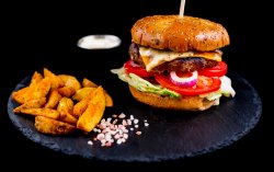 Lili`s Burger image