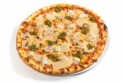 Pizza Pesto Pollo image