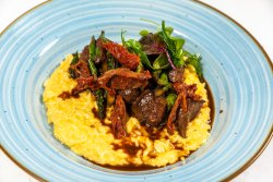 Vită cu sparanghel și risotto image